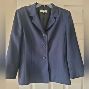 NWOT Suit Studio Navy 3 button Blazer/Suit Jacket Size 16